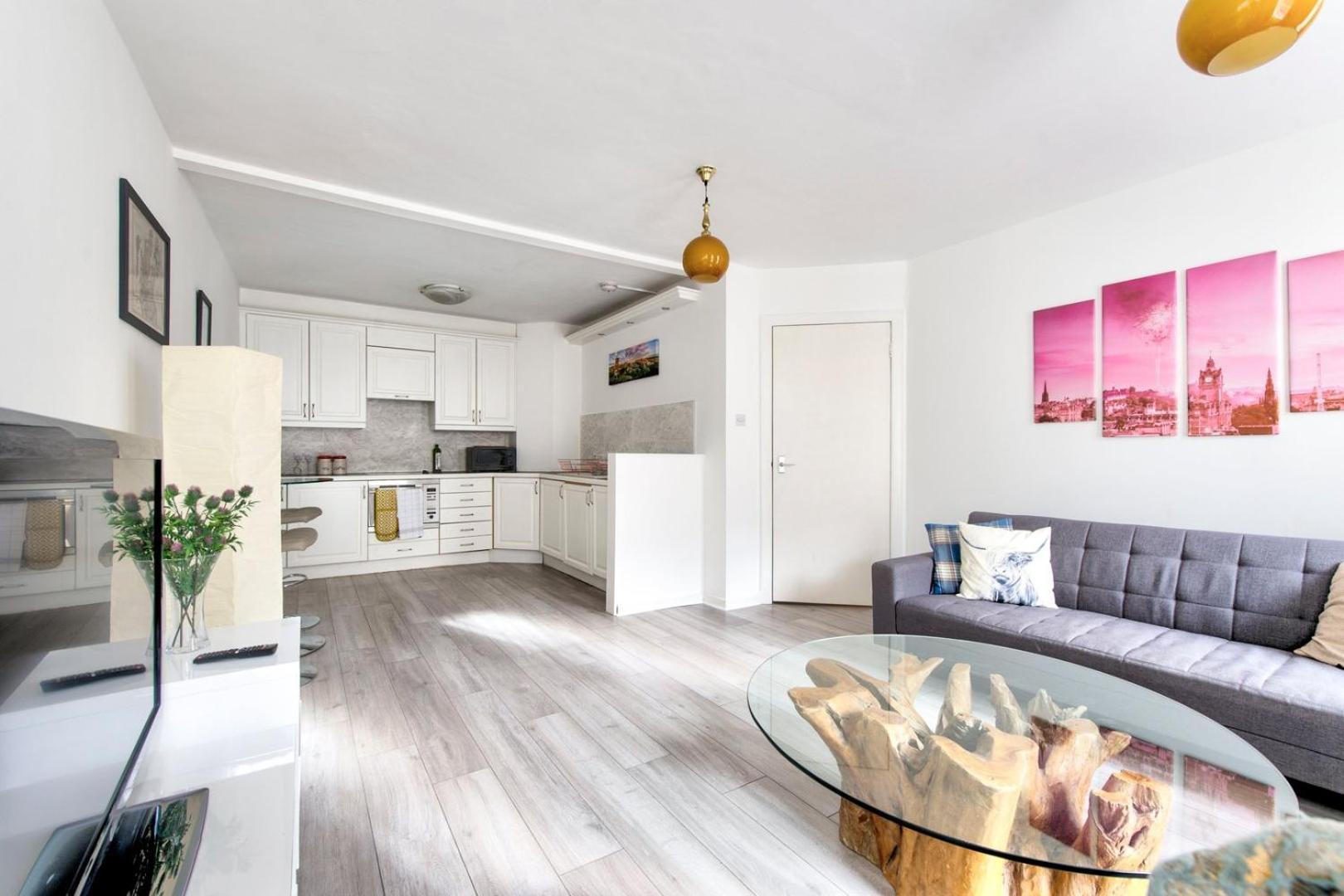 Guestready - Bright & Airy 1Br Flat In Center Apartment Edinburgh Exterior photo